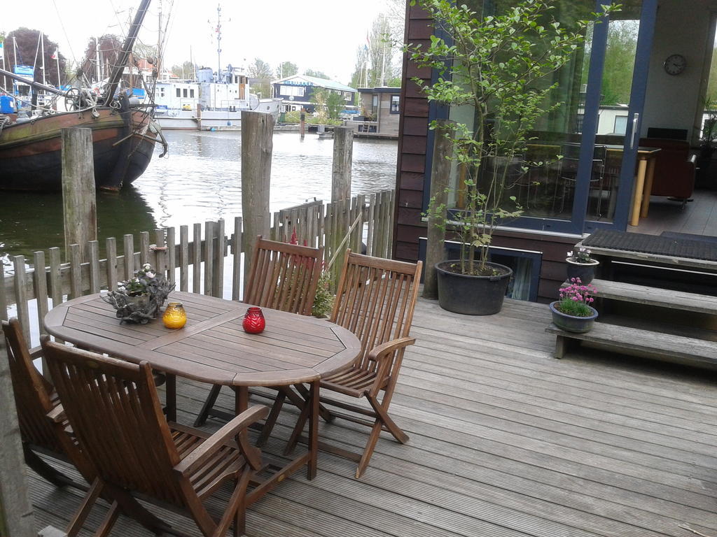 Frühstückspension Houseboat Vliegenbos